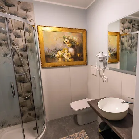 Fiordiloto 4 Stars 4* Alba (Piedmont)